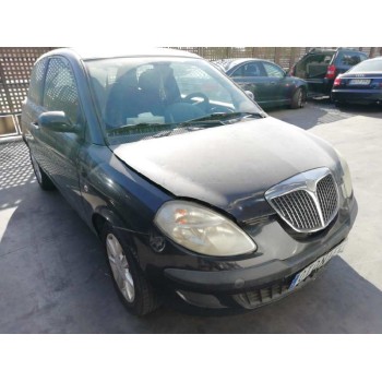LANCIA YPSILON (101)
