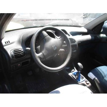 peugeot 206 berlina del año 2002