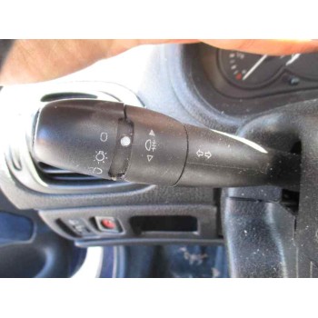 peugeot 206 berlina del año 2002