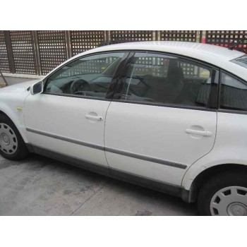 volkswagen passat berlina (3b2) del año 1999