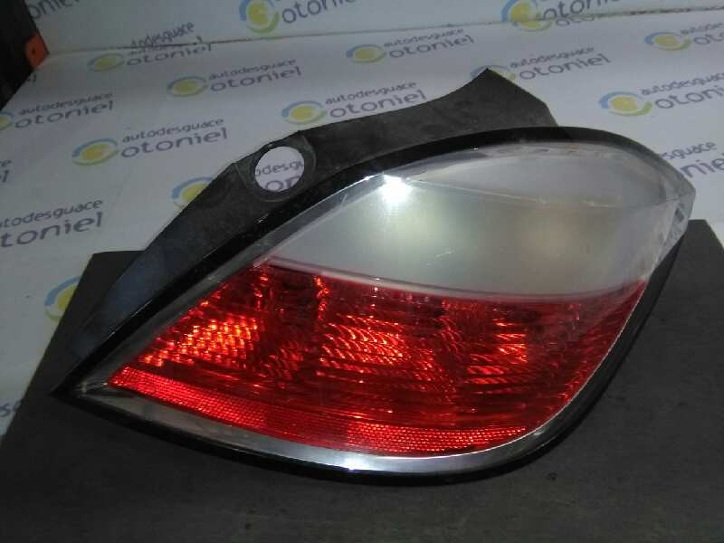 Recambio de piloto trasero derecho para opel astra h ber. cosmo referencia OEM IAM   