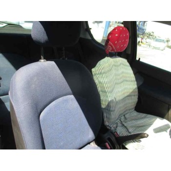 peugeot 206 berlina del año 2002