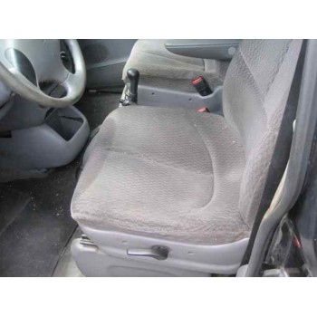 chrysler voyager (gs) del año 2000