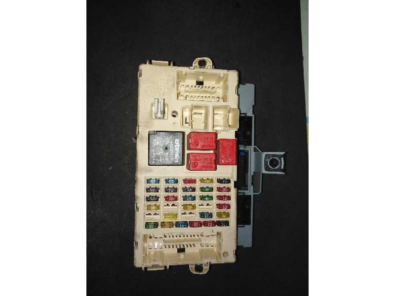 Recambio de caja reles / fusibles para fiat stilo (192) 1.6 16v active referencia OEM IAM 46797609  