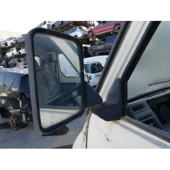 nissan trade van 2.0 (1886 - 1993) del año 1992