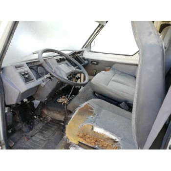 nissan trade van 2.0 (1886 - 1993) del año 1992