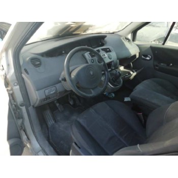 renault grand scenic del año 2005