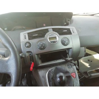 renault grand scenic del año 2005