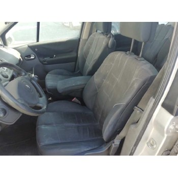 renault grand scenic del año 2005