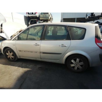 renault grand scenic del año 2005