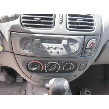 renault megane i fase 2 berlina (ba0) del año 2000