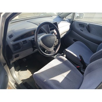 suzuki liana (er, rh_) del año 2002