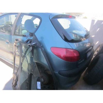 peugeot 206 berlina del año 2000