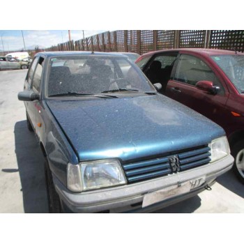 PEUGEOT 205 BERLINA