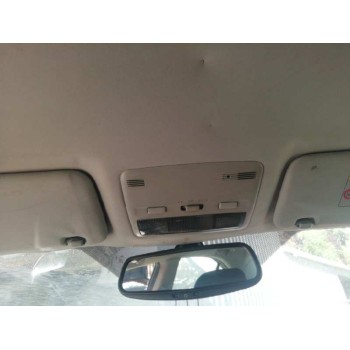 toyota avensis berlina (t25) del año 2004