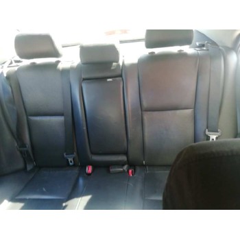 toyota avensis berlina (t25) del año 2004