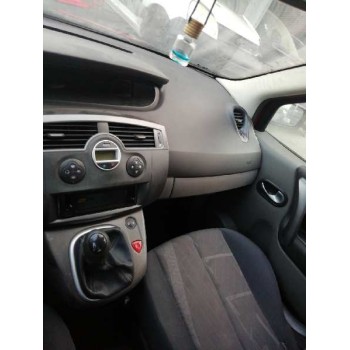 renault scenic ii del año 2004