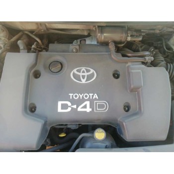 toyota avensis berlina (t25) del año 2004