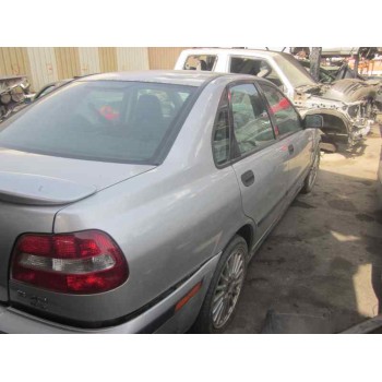 volvo s40 berlina del año 2003