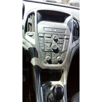 opel astra j lim. del año 2011