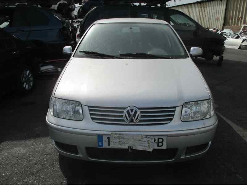 volkswagen polo berlina (6n2) del año 2001
