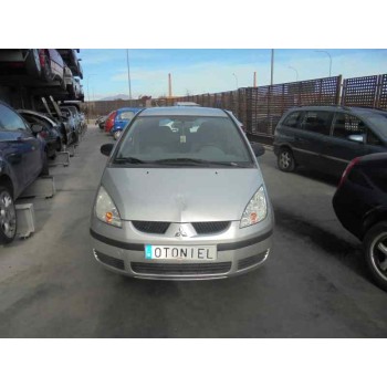 mitsubishi colt berlina 5 (z30a) del año 2004