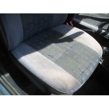 peugeot 205 berlina del año 1995