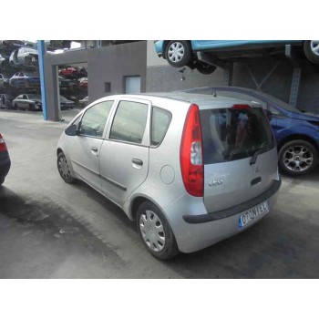 mitsubishi colt berlina 5 (z30a) del año 2004