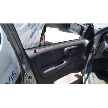 opel corsa c del año 2002