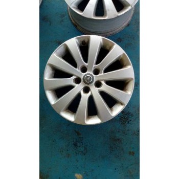 opel astra j lim. del año 2011