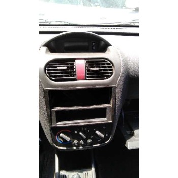 opel corsa c del año 2002