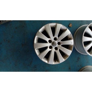 opel astra j lim. del año 2011