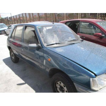 peugeot 205 berlina del año 1995