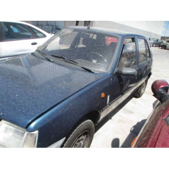 peugeot 205 berlina del año 1995