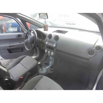 mitsubishi colt berlina 5 (z30a) del año 2004