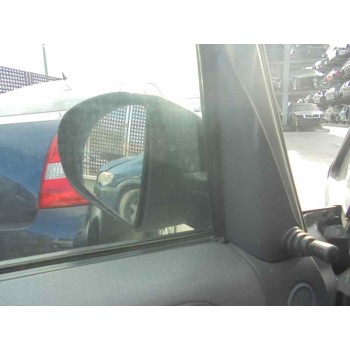 mitsubishi colt berlina 5 (z30a) del año 2004