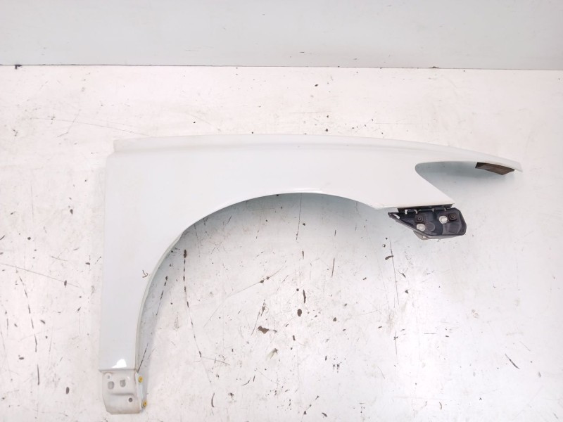 Recambio de aleta delantera derecha para volvo s40 berlina 1.6 diesel cat referencia OEM IAM 31278845  