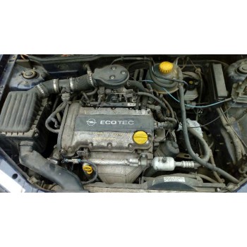 opel corsa b del año 2000