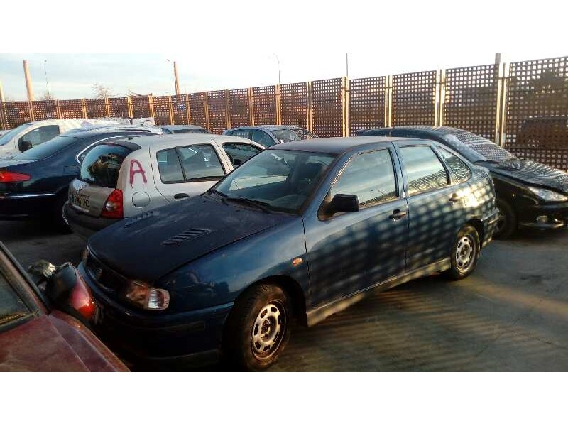 SEAT CORDOBA BERLINA (6K2)