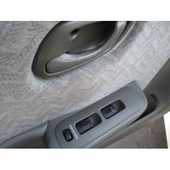 suzuki baleno berlina sy (eg) del año 2000