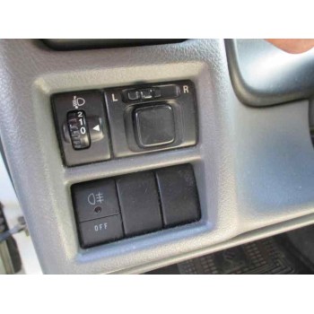 suzuki baleno berlina sy (eg) del año 2000