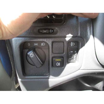 opel agila del año 2003