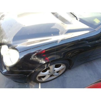 mercedes-benz clase c (w203) berlina del año 2004