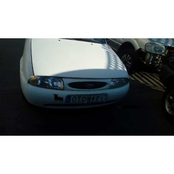 ford fiesta berlina del año 1997