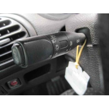 peugeot 206 berlina del año 2001