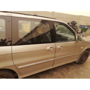 kia carnival ii del año 2002