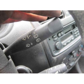 peugeot 206 berlina del año 2001