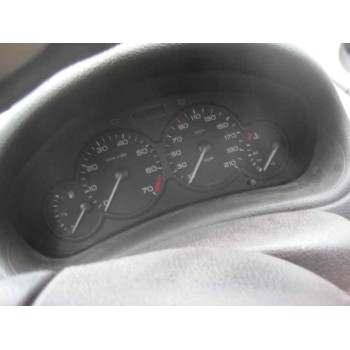 peugeot 206 berlina del año 2001