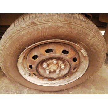 kia carnival ii del año 2002