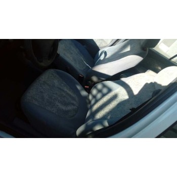 ford fiesta berlina del año 1997